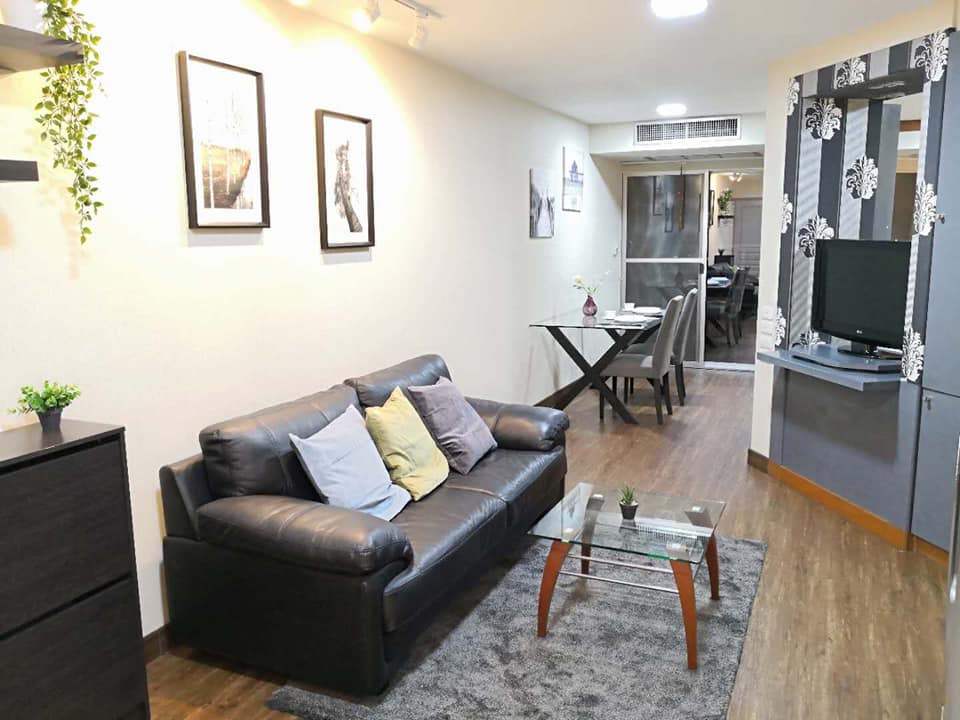 Newly renovated condo one bedroom Rent Sukhumvit
