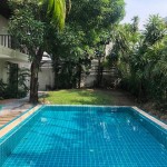 House with pool for rent pet friendly