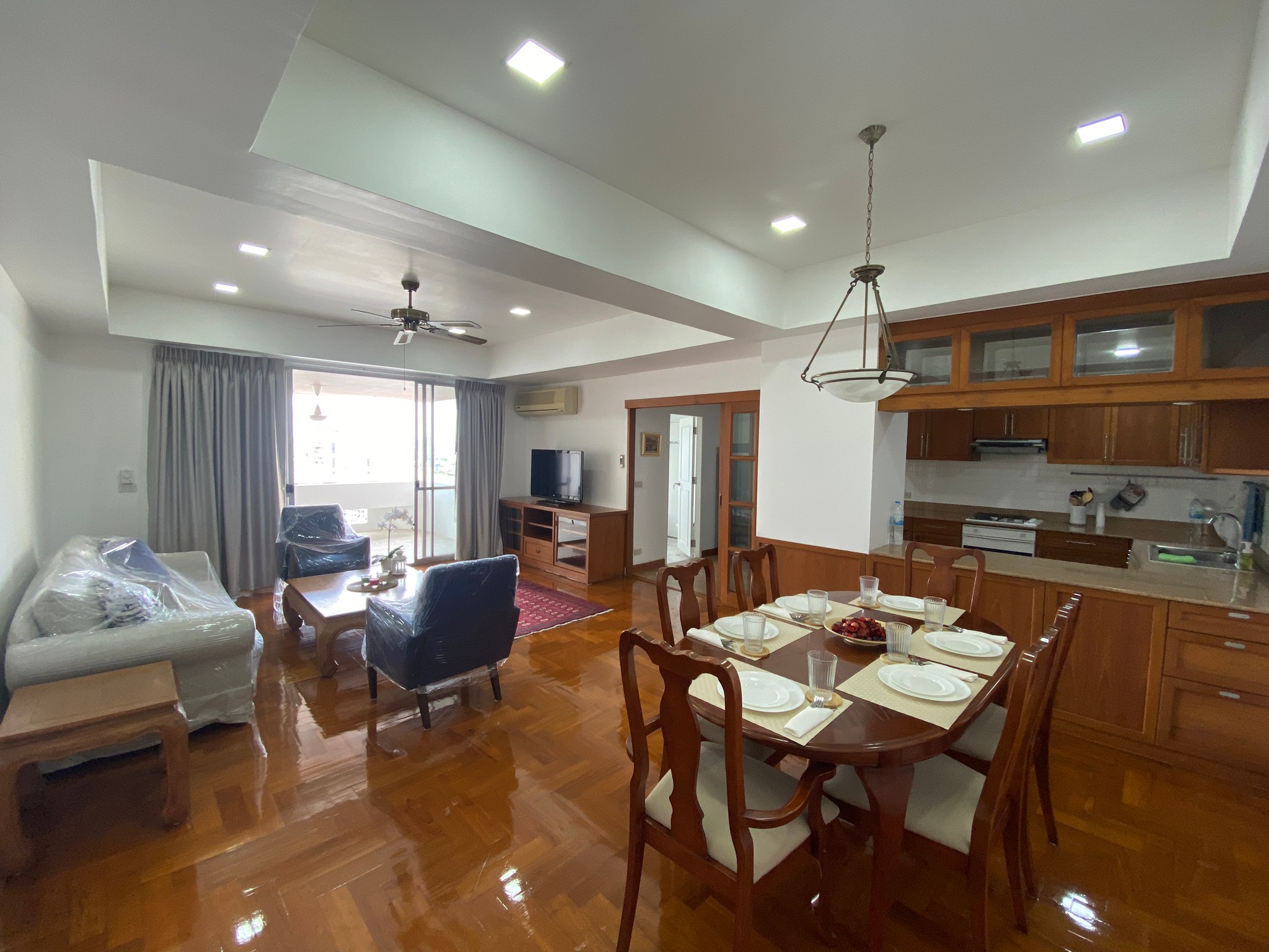 Condo for rent and sale in Bangkok