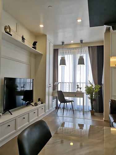 Beautiful 1 Bedroom Heart of CBD Asoke near BTS MRT