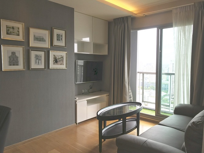 Best location Condo Rent 2 Bedroom on Sukhumvit Road Phromphong