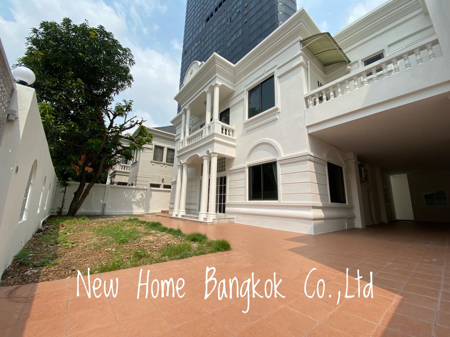 Pet friendly house for rent in Bangkok