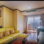 Modern Style 2 Bedroom Condo Rent Phromphong Thonglor BTS Station