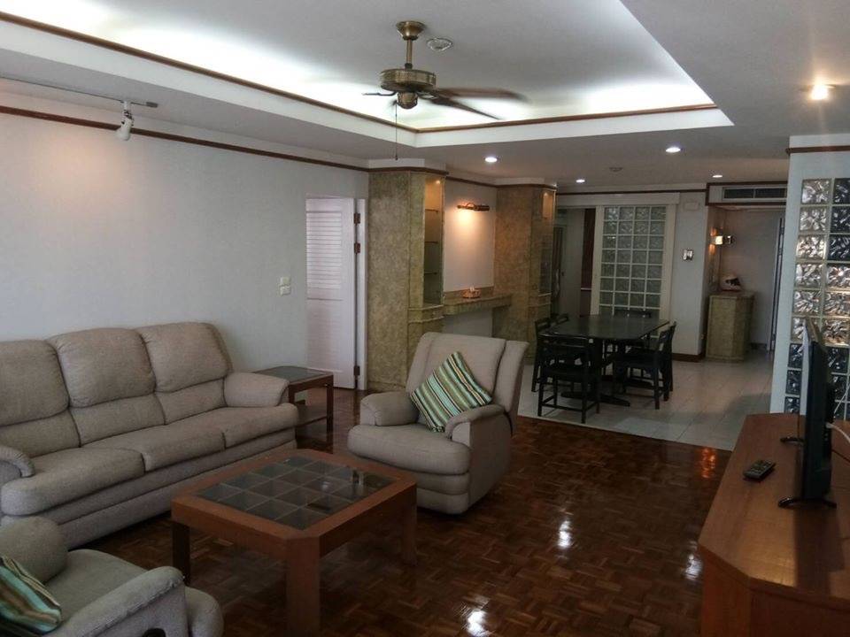 Beautiful 3 Bedroom Condo Rent Asoke