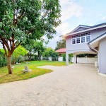 Pet Friendly new renovation single house with swimming pool 4 bedroom for rent big garden soi Pridi Sukhumvit