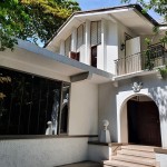 Pet Friendly Private House with Garden 3 Bedroom Ploenchit