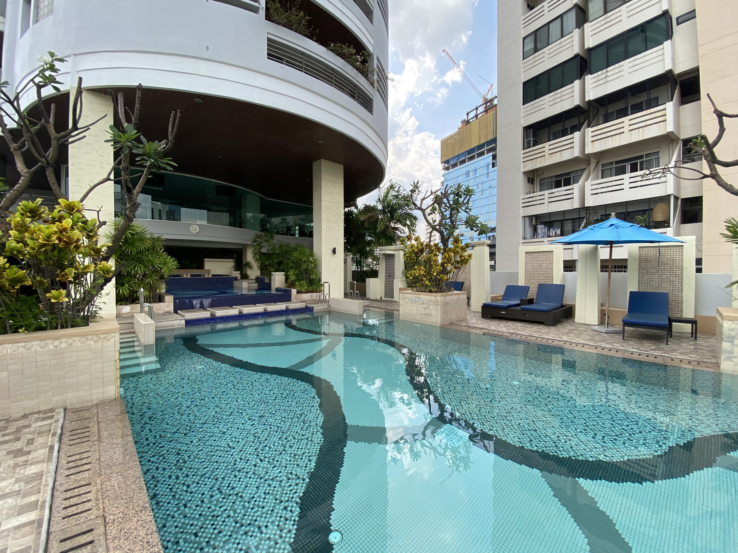 Pet friendly apartment for rent Bangkok