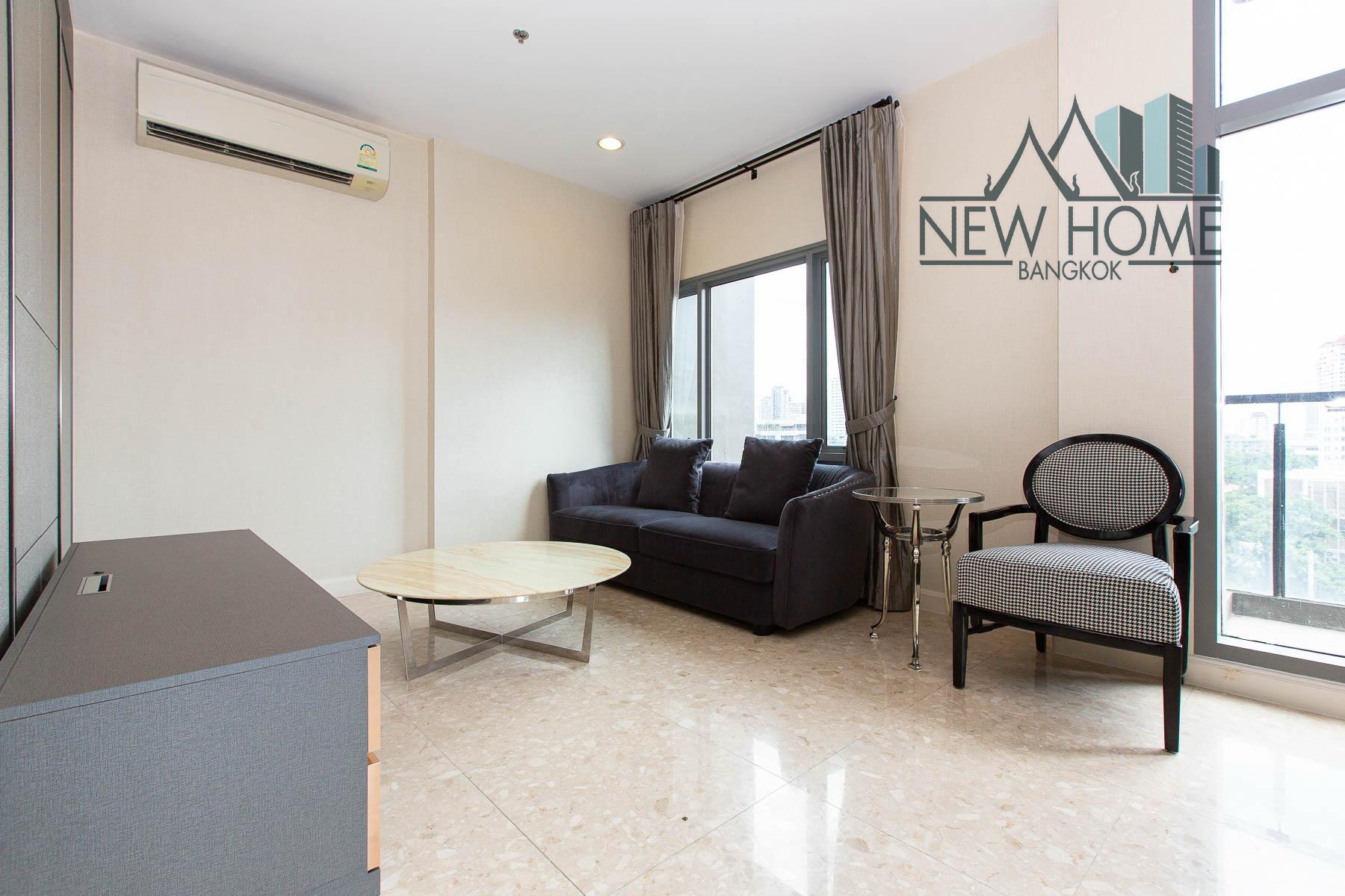 Duplex 2 bedroom for rent in Thonglor
