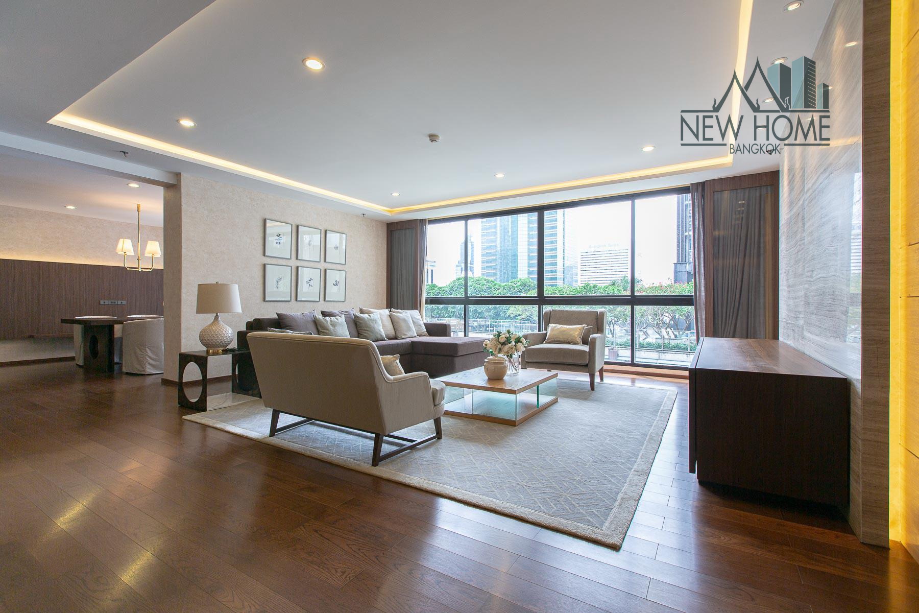 Modern unit for rent in sathorn