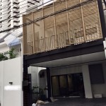Pet friendly townhome rent Bangkok