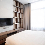 Hi-end Full Furnished 1 Bedroom Condo Rent Phromphong