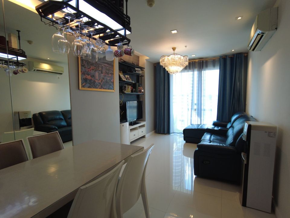 Full Furnished 3 Bedroom Condo Rent Phrakhanong