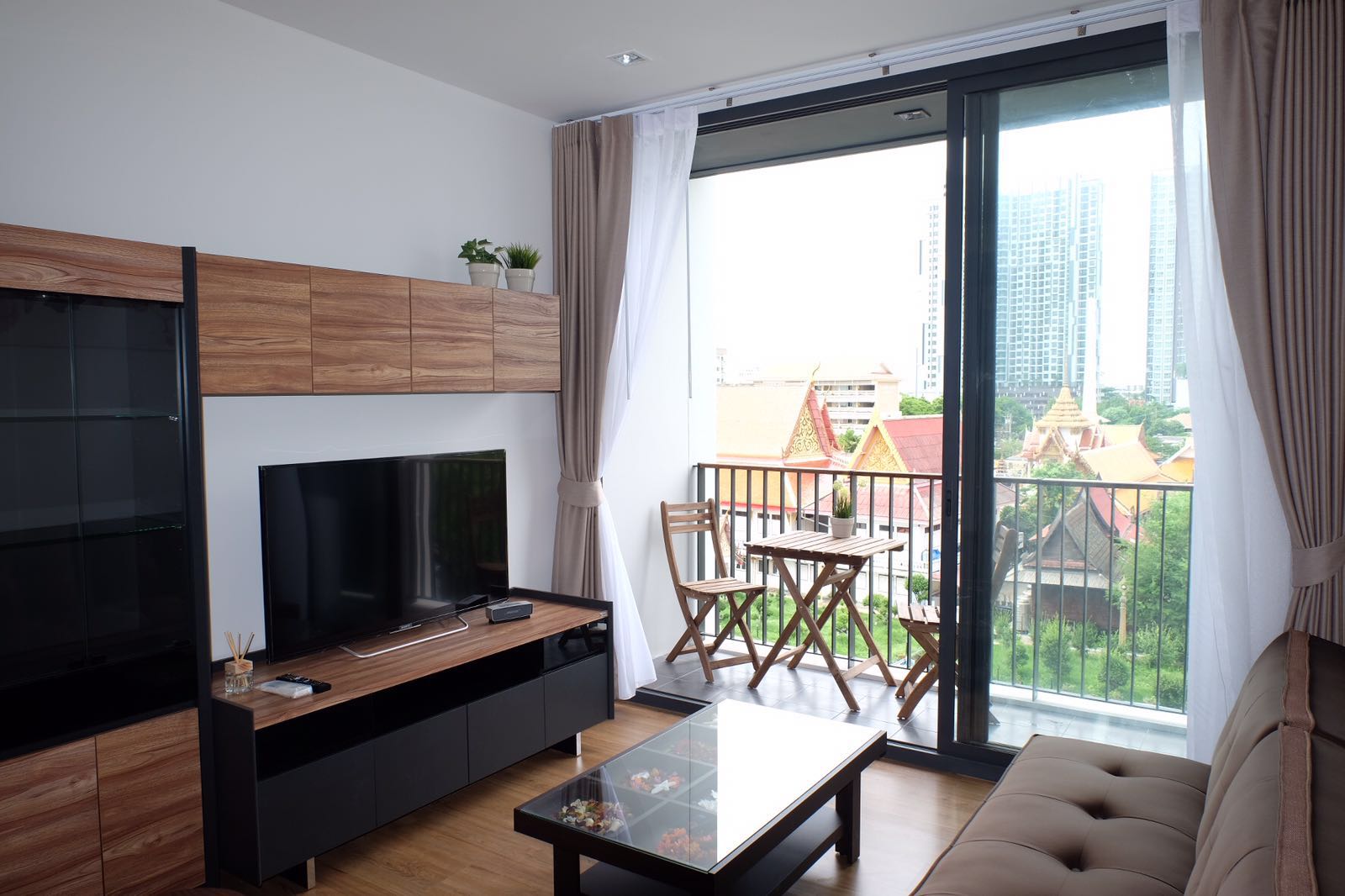 Canal View 2 Bedroom Condo Rent Onnut Phrakanong