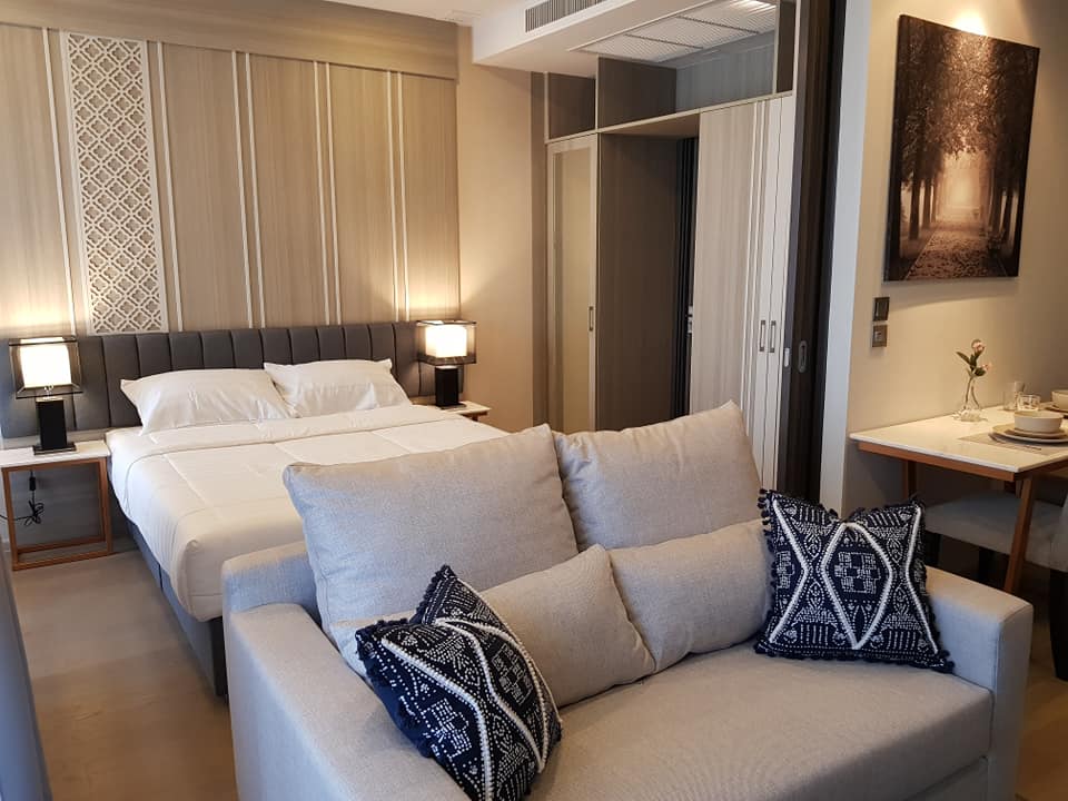 Beautiful 1 Bedroom Condo Rent Asoke closed MRT