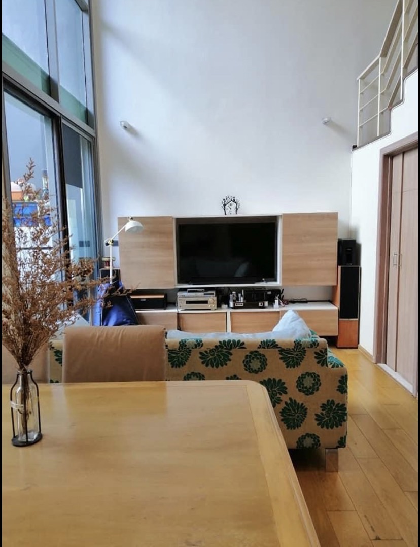 Duplex 2 Bedroom Condo Rent Ekkamai