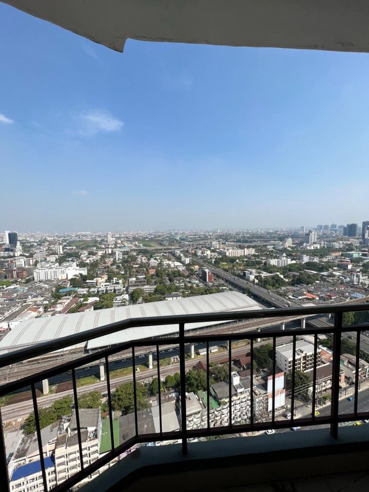 Un-furnished 2 Bedroom Condo Sale Thonglor Ekkamai