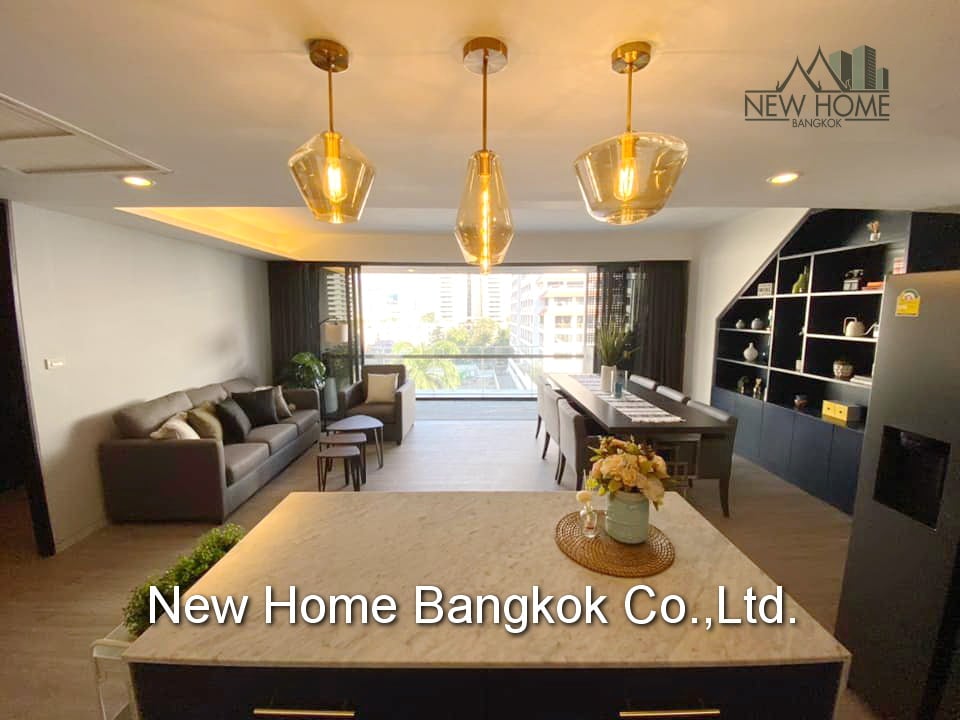 Penthouse with private roof top 3 bed in Promphong