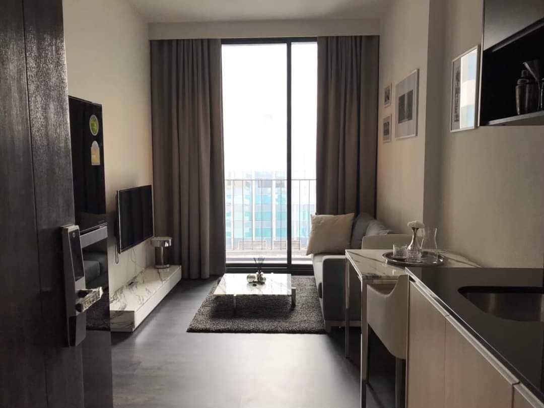 Stunning city view 1 Bedroom Condo Rent Promphong