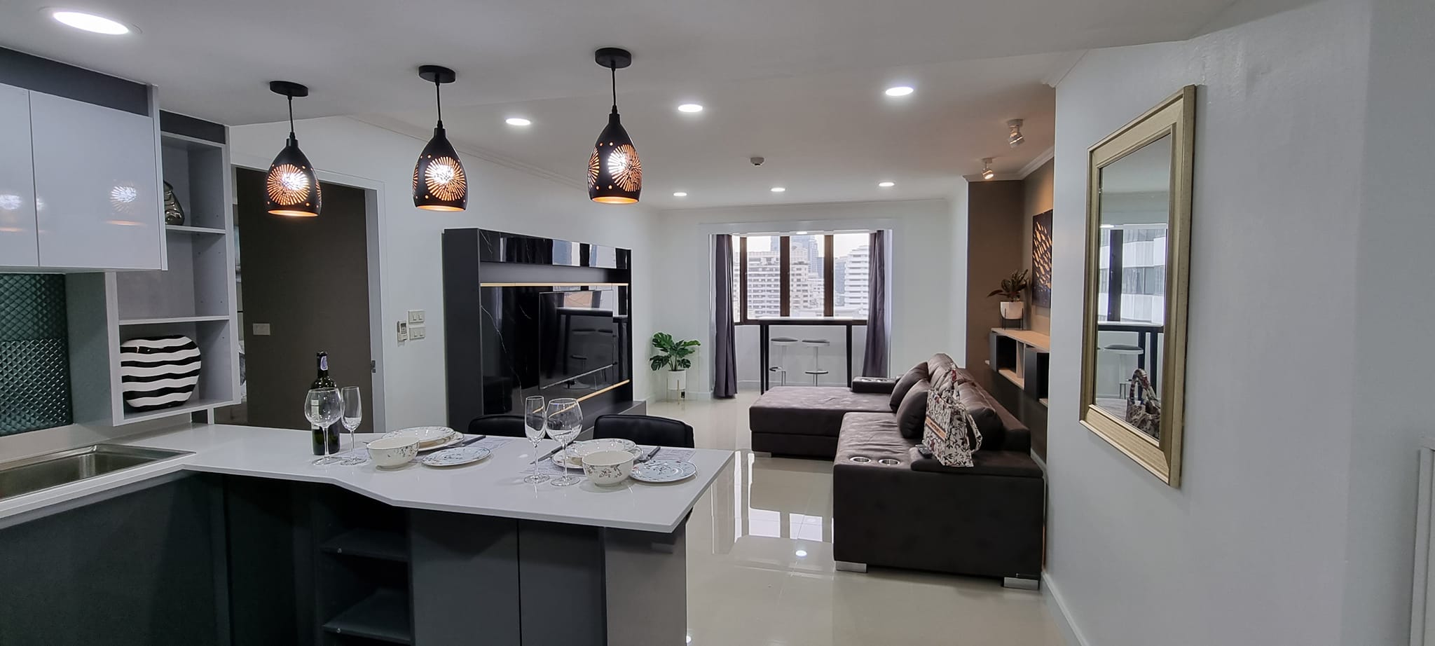 Newly Renovated 1 Bedroom Condo Rent Nana