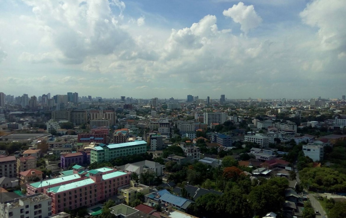 Unblock View 3 Bedroom Condo Rent Phrakhanong