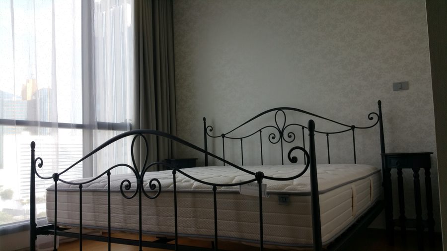 Luxury 1 Bedroom Condo Rent Skywalk BTS Nana