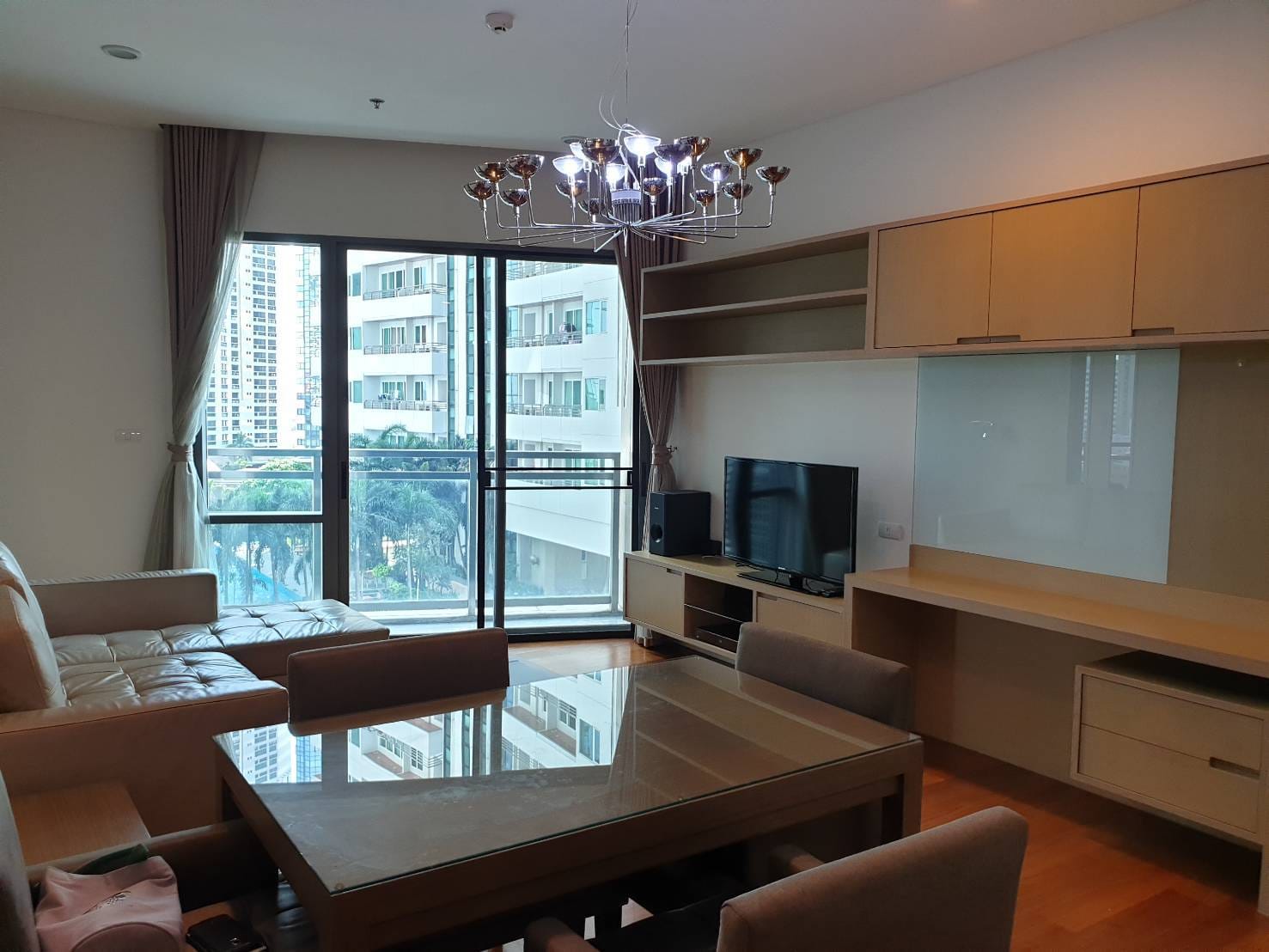 Pool View 1 Bedroom Condo Rent Phromphong