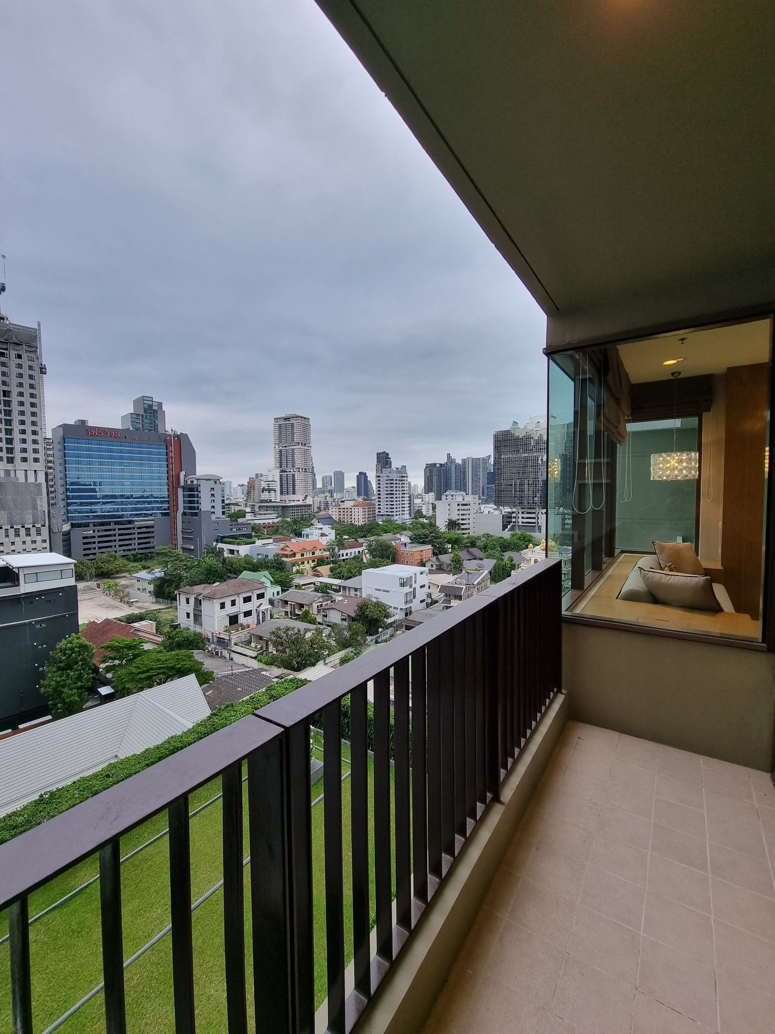 Unblock View 2 Bedroom Condo Rent Phromphong