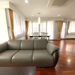 Fully Furnished 2 Bedroom Condo Rent Phromphong Near BTS