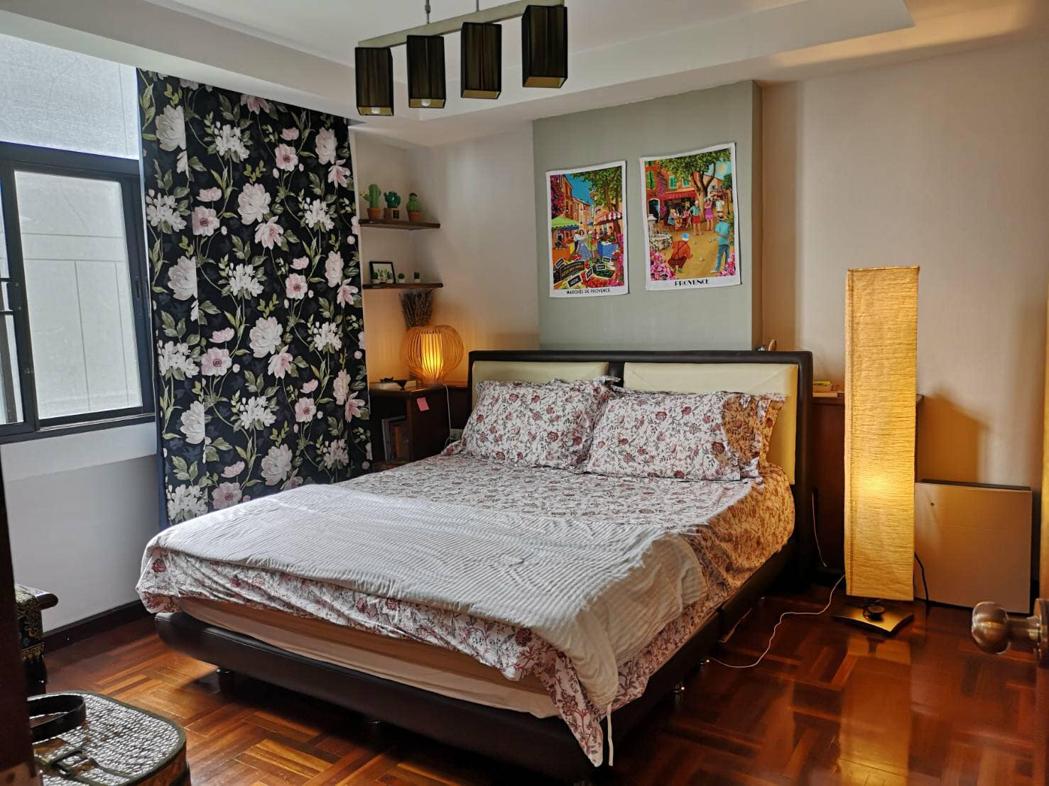 Pet Friendly Thai Classic Style2 Bedroom Condo Sale/Rent Onnut