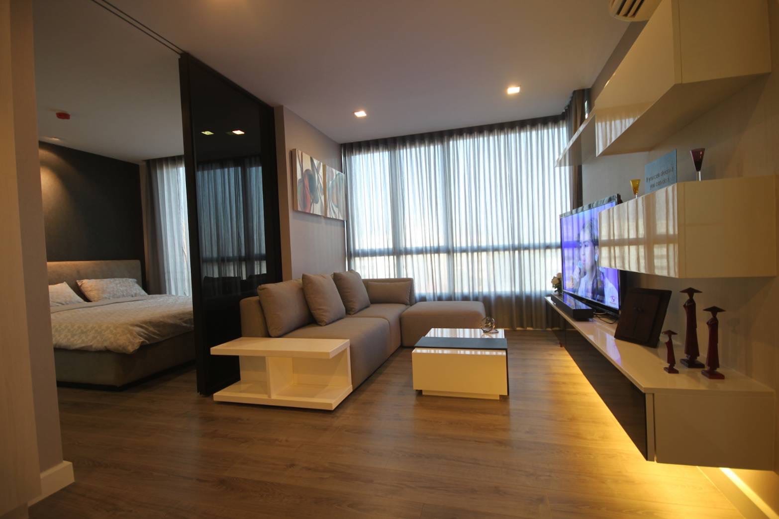 Nice Large type 1 Bedroom Condo For Rent Ekkamai Near BTS