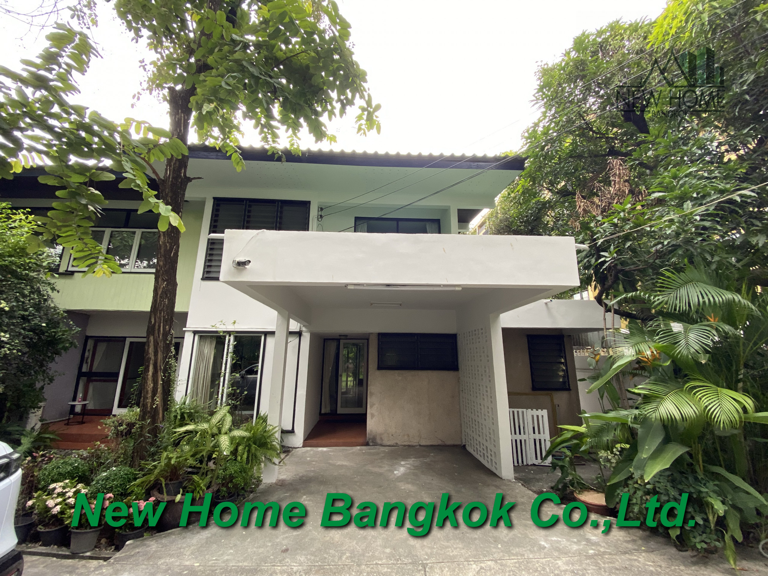Pet friendly home for rent in Bangkok