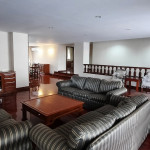 Pet Friendly Renovated Apartment 3 Bedroom For rent Asoke