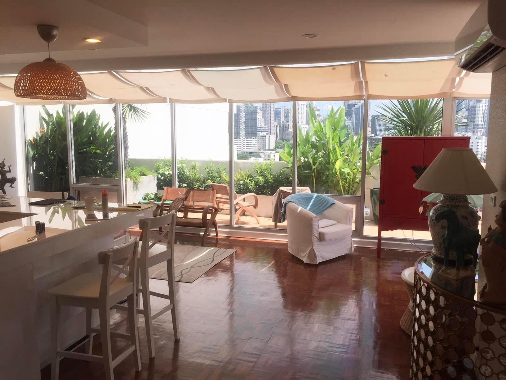 Spacious Bright 2 bedroom Apartment for Rent Thonglor