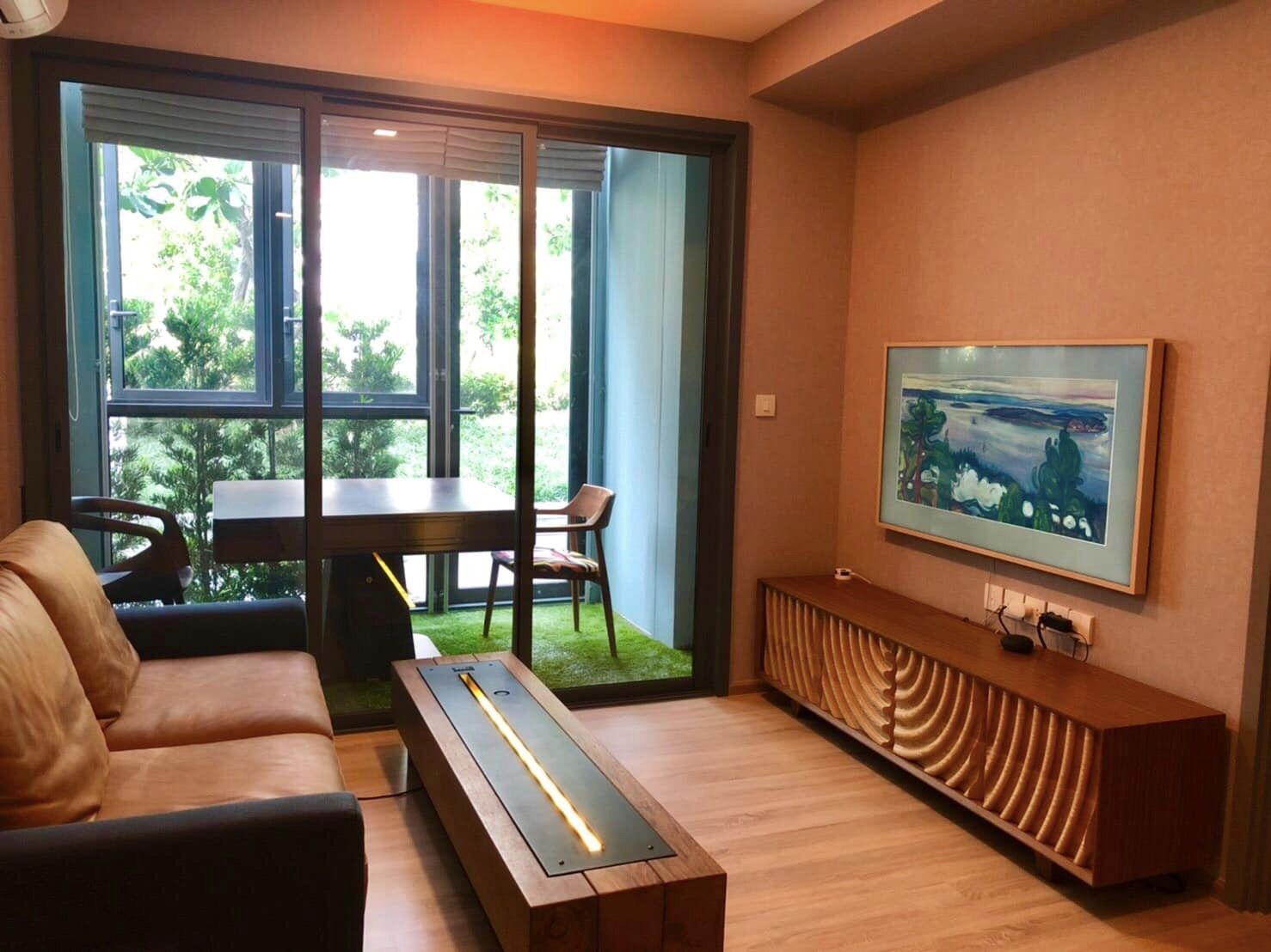 Glass House Pool access Style 1 Bedroom Condo For Sale Ekkamai