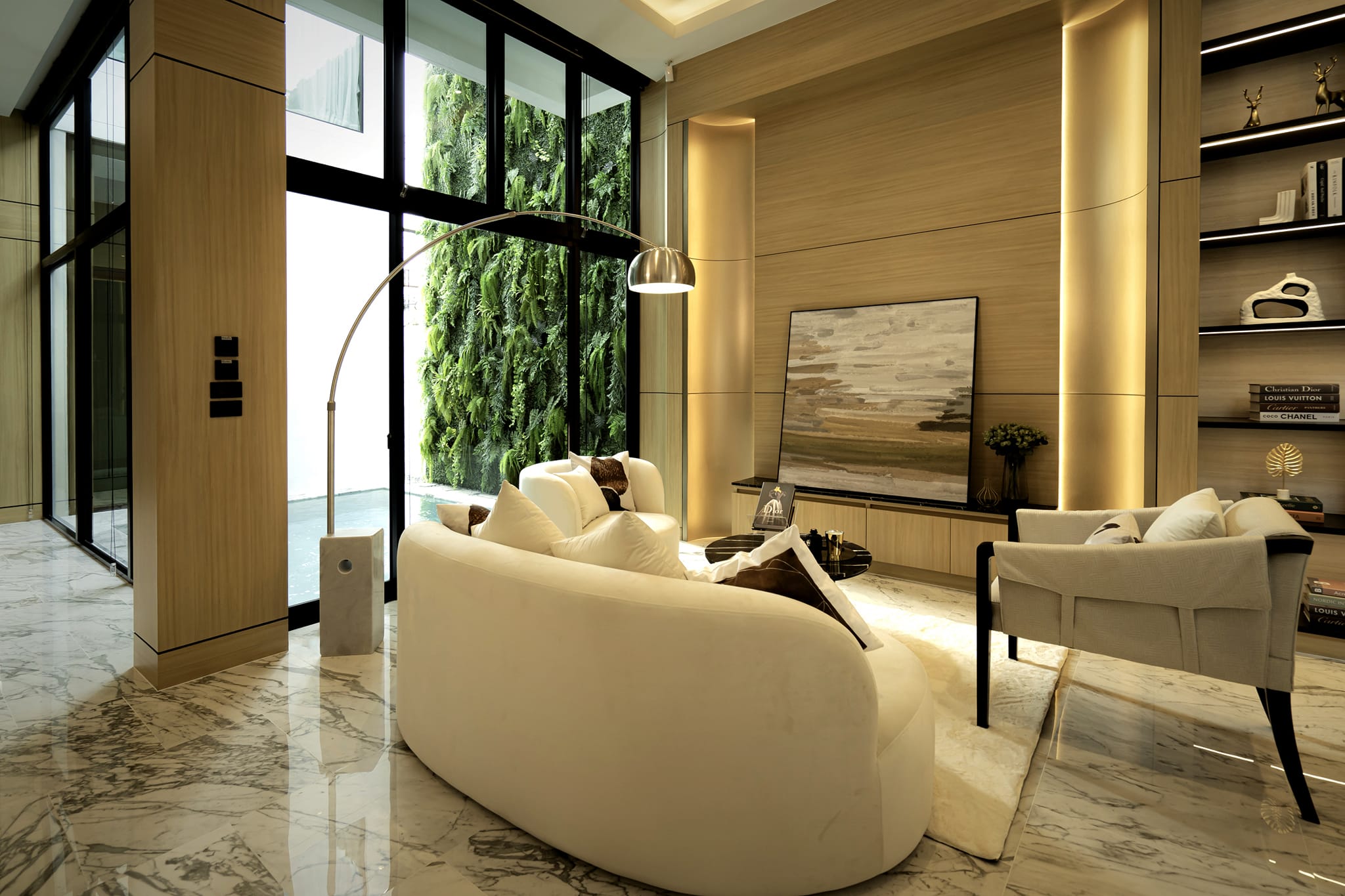 Luxury House 4 Bedroom with Modern Style 3 stories with Rooftop Garden For Sale Ekkamai