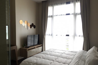 Beautiful 1 Bedroom Condo For Rent Near BTS Phromphong