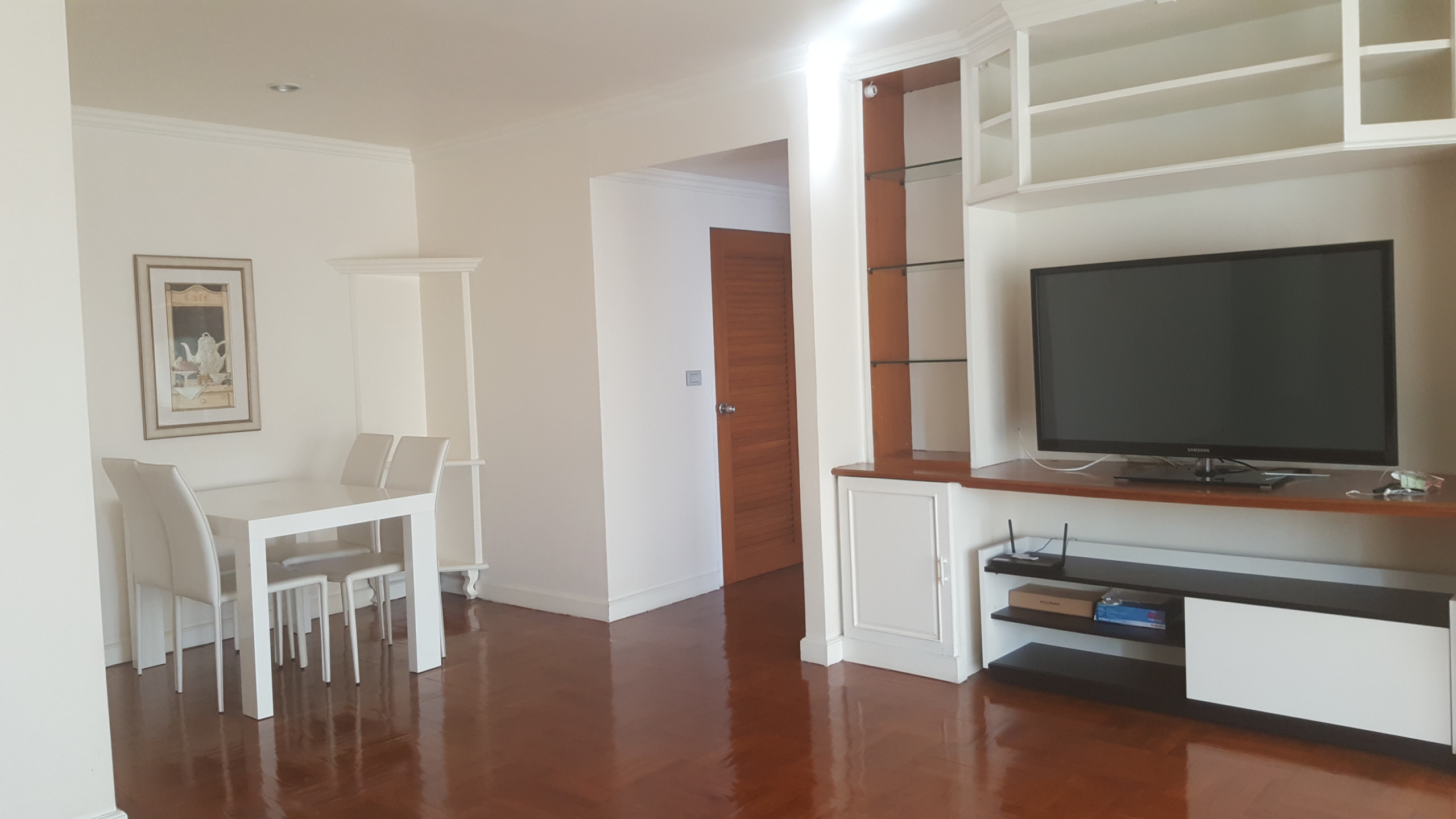 02 Living Room 2 Day