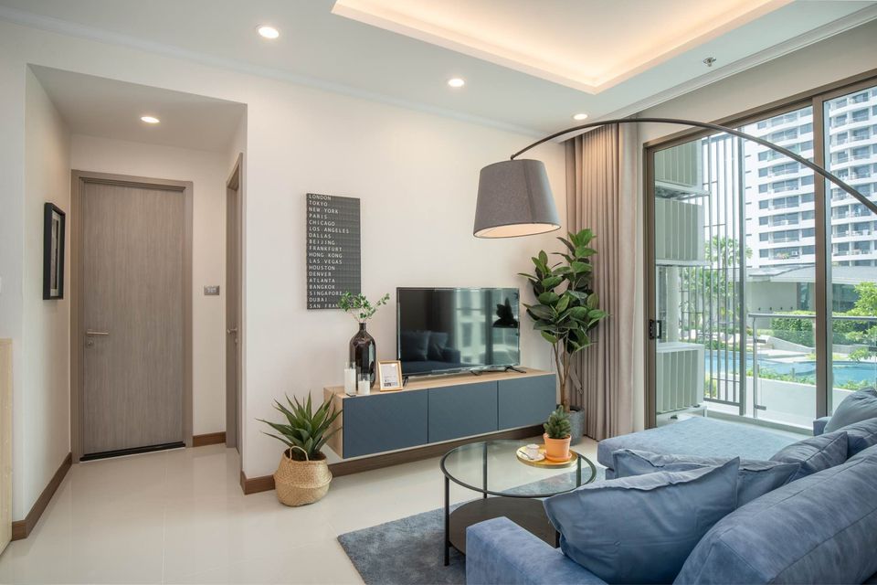 Unblock View Luxury 2 Bedroom Condo for Rent Phromphong