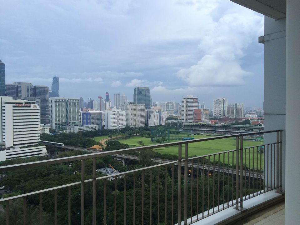 Unblock View 2 Bedroom Condo for Rent Rajprasong