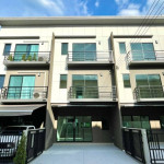 Townhome 3 Storey 3 Bedroom For Sale / Rent Srinakarin-Onnut