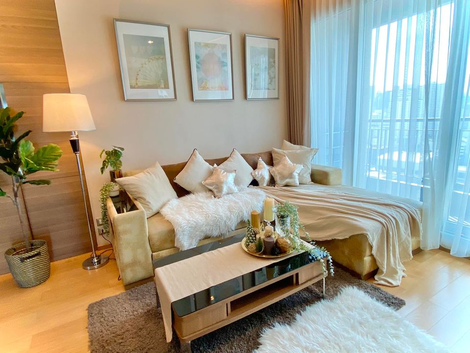 Beautiful High View 2 Bedrooms Condo For Rent Asoke near BTS