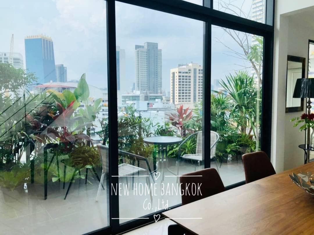 Duplex on Rooftop 2 Bedroom Condo For Rent Lumpini