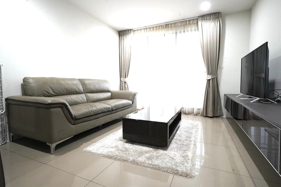 Nice Decor 1 Bedroom Condo For Sale / Rent Phromphong