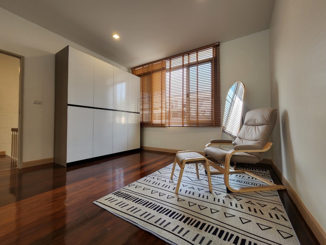 Pet friendly Cozy Townhome 2 Story for Rent / Sale