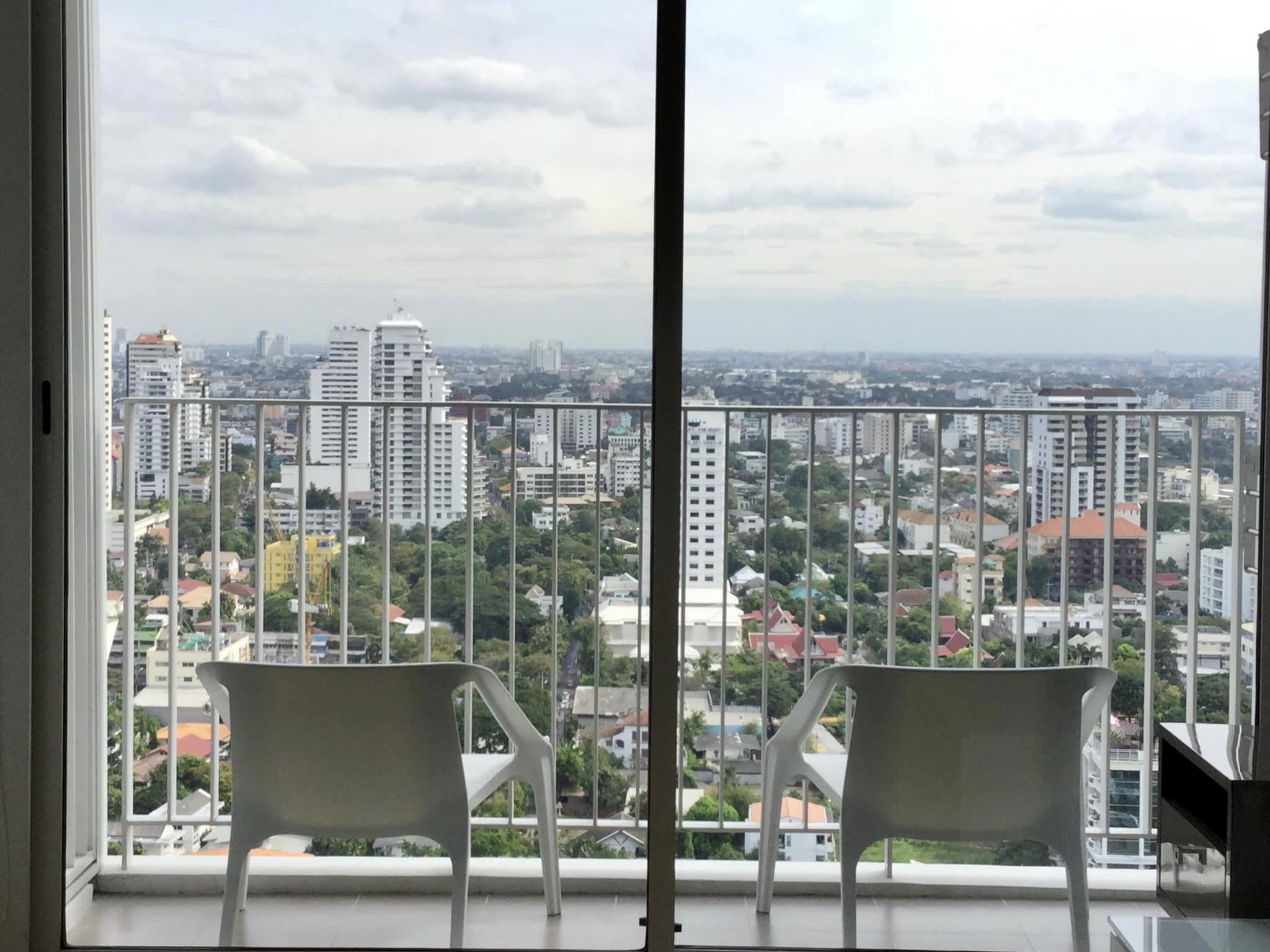 Nice View Luxury Style 2 Bedroom Condo For Sale / Rent Thonglor