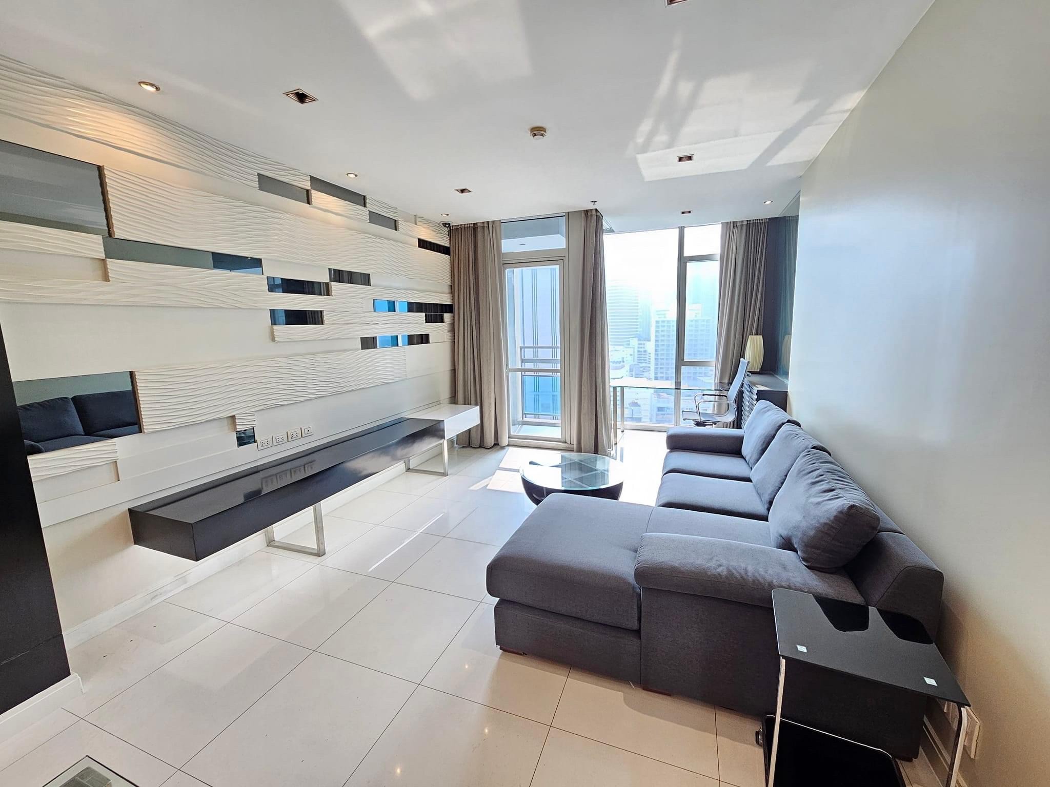 Luxury Residence Style 2 Bedroom Condo for Sale / Rent Pleonchit near BTS