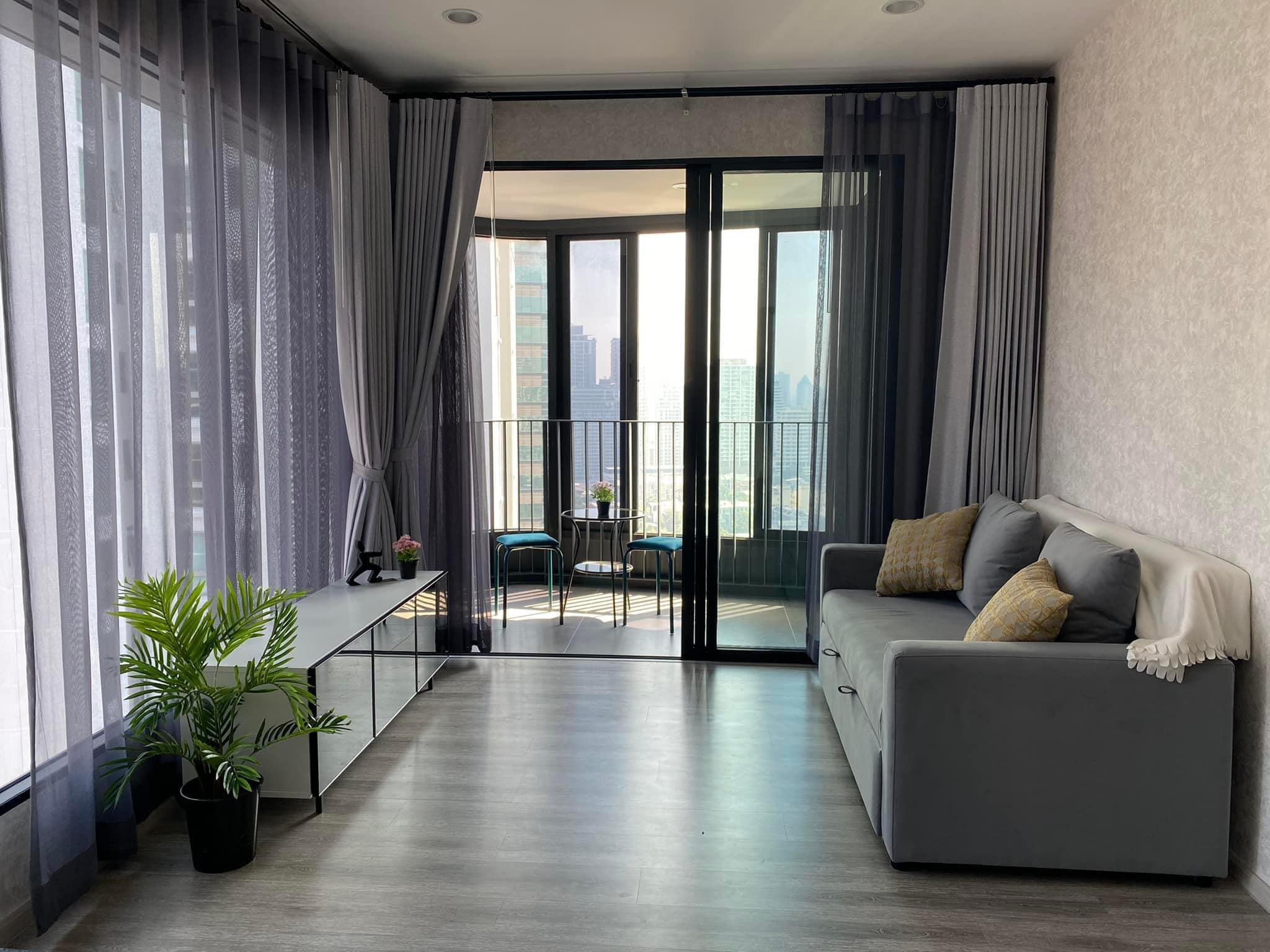 Nice View 2 Bedroom Condo For Rent Asoke