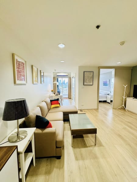 Nice View Spacious 1 Bedroom Condo For Rent Phromphong