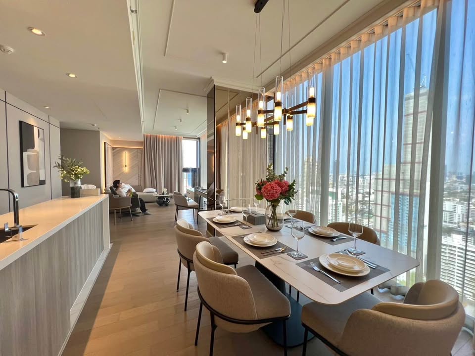 Unblock View Luxury 3 Bedroom Condo For Rent Asoke Prime Location