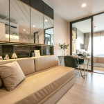 Beautiful Decor 1 Bedroom Condo For Rent on Wirless Rd.